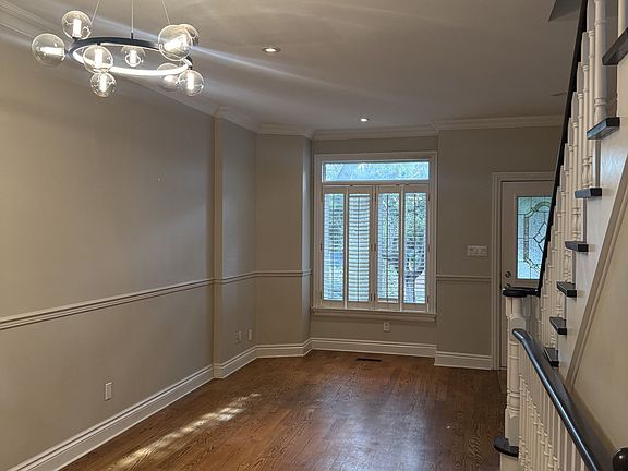 4th image of 105A Gough Ave