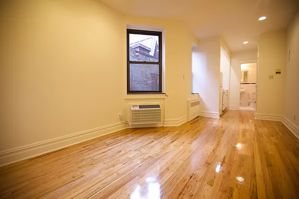 Rented by J & L Holding Corporation | media 5