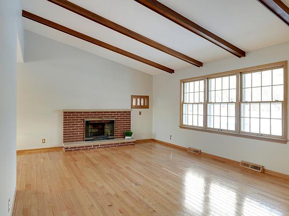 3rd image of 7000 Wooddale Ave
