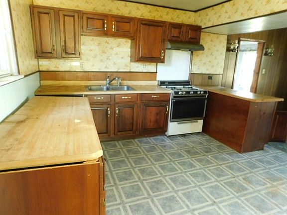 3rd image of 1311 Lacey Ave