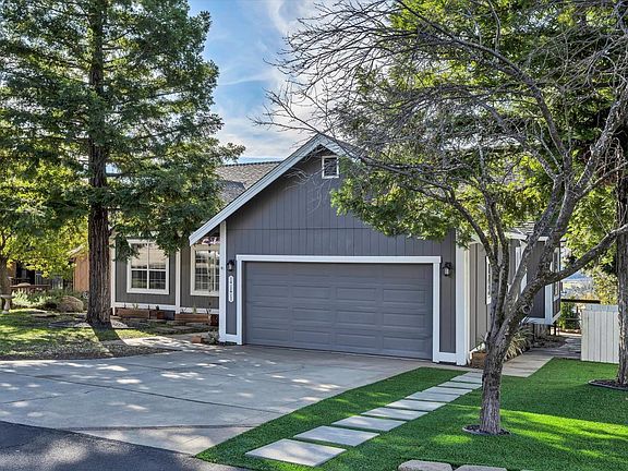 2nd image of 17171 Squirrelhill Road