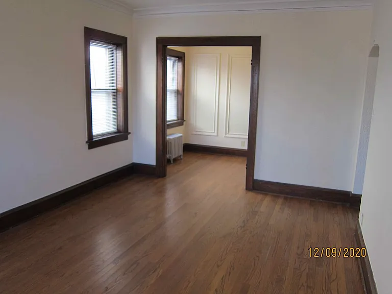 3807 N Oakland Ave #8 — Photo 4