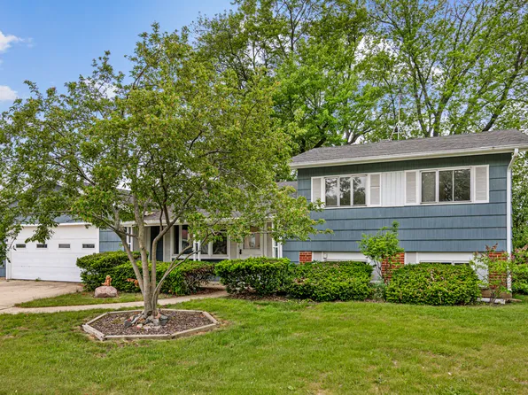 500 Audubon St, Hoffman Estates, IL 60169
