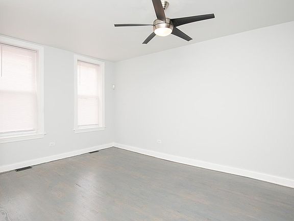 2nd image of 1858 W Cullerton St #1F