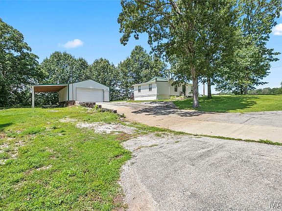 2nd image of 1145 Sunset Dr