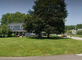 1535 Kinney Ave NW, Grand Rapids, MI 49534