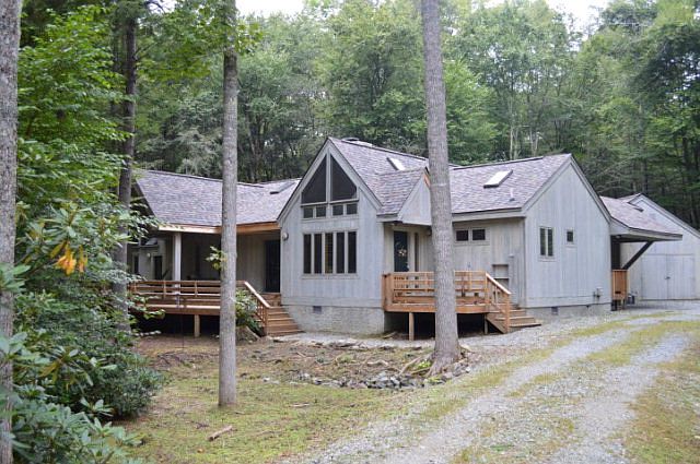 1st image of 150 Old Hickory Ln