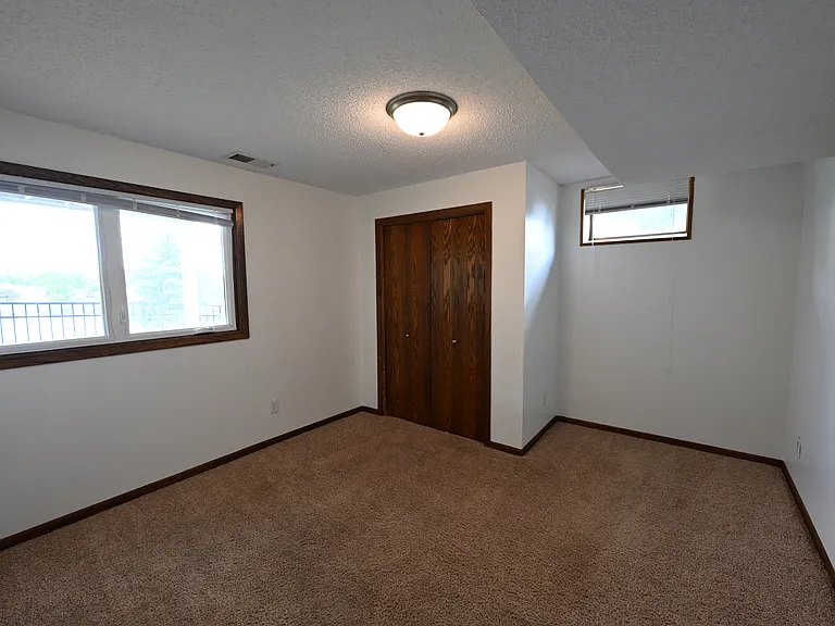 14429 Portland Ave — Photo 26