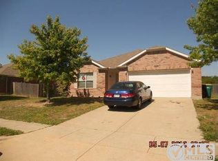 1611 Swanson Dr, Glenn Heights, TX 75154