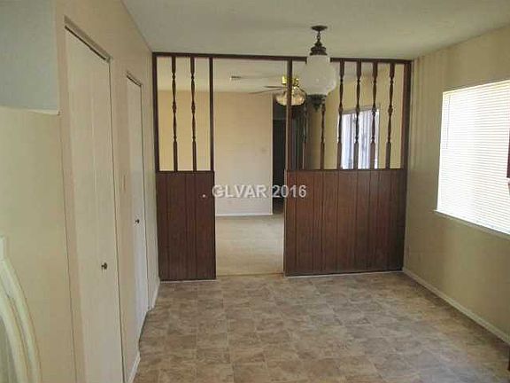 4th image of 4550 E Harmon Ave