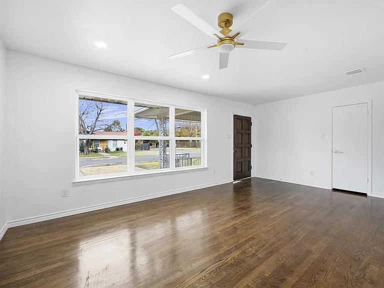 10270 Kilkenny Pl — Photo 3