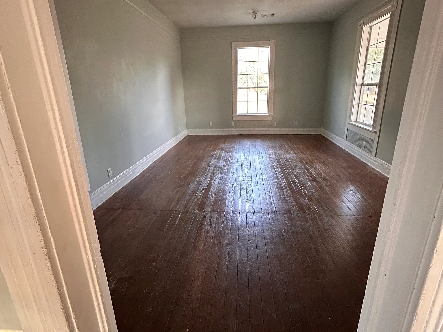 3 bed, 931 sqft, $1,395 — Photo 3