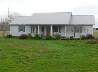 90 Castle Rock Dr, Liberty, KY 42539