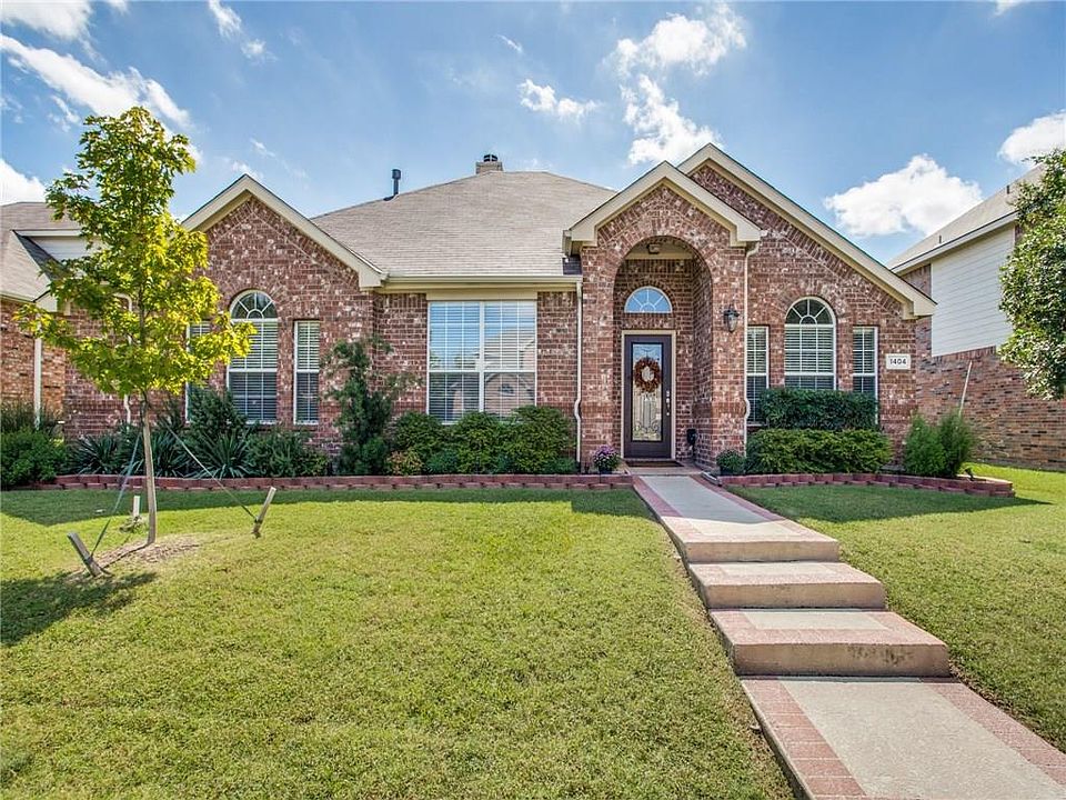 1st image of 1404 Autumnmist Dr