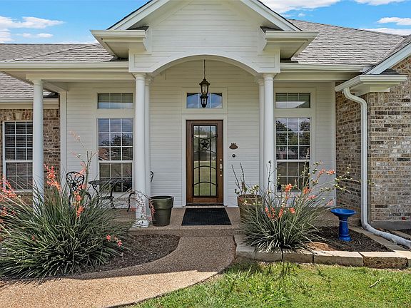 4th image of 534 Dosher Ln