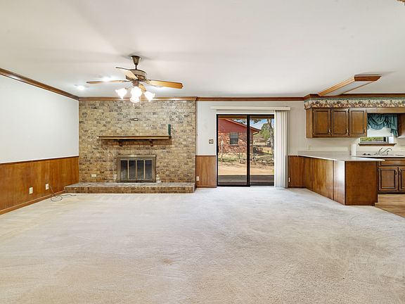 3rd image of 695 20th St NE