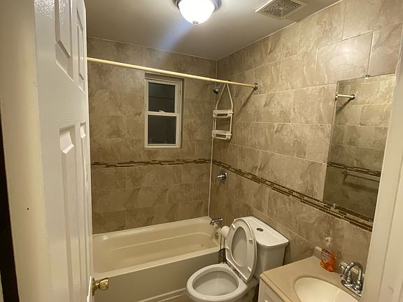 3rd image of 2303 Crotona Ave #2