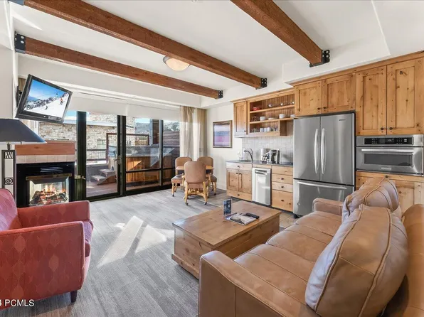 1476 Newpark Blvd #203, Park City, UT 84098