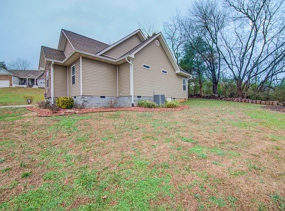 2nd image of 188 Penny Hill Ln NE