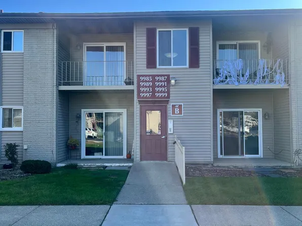 9999 Allen Pointe Dr, Allen Park, MI 48101