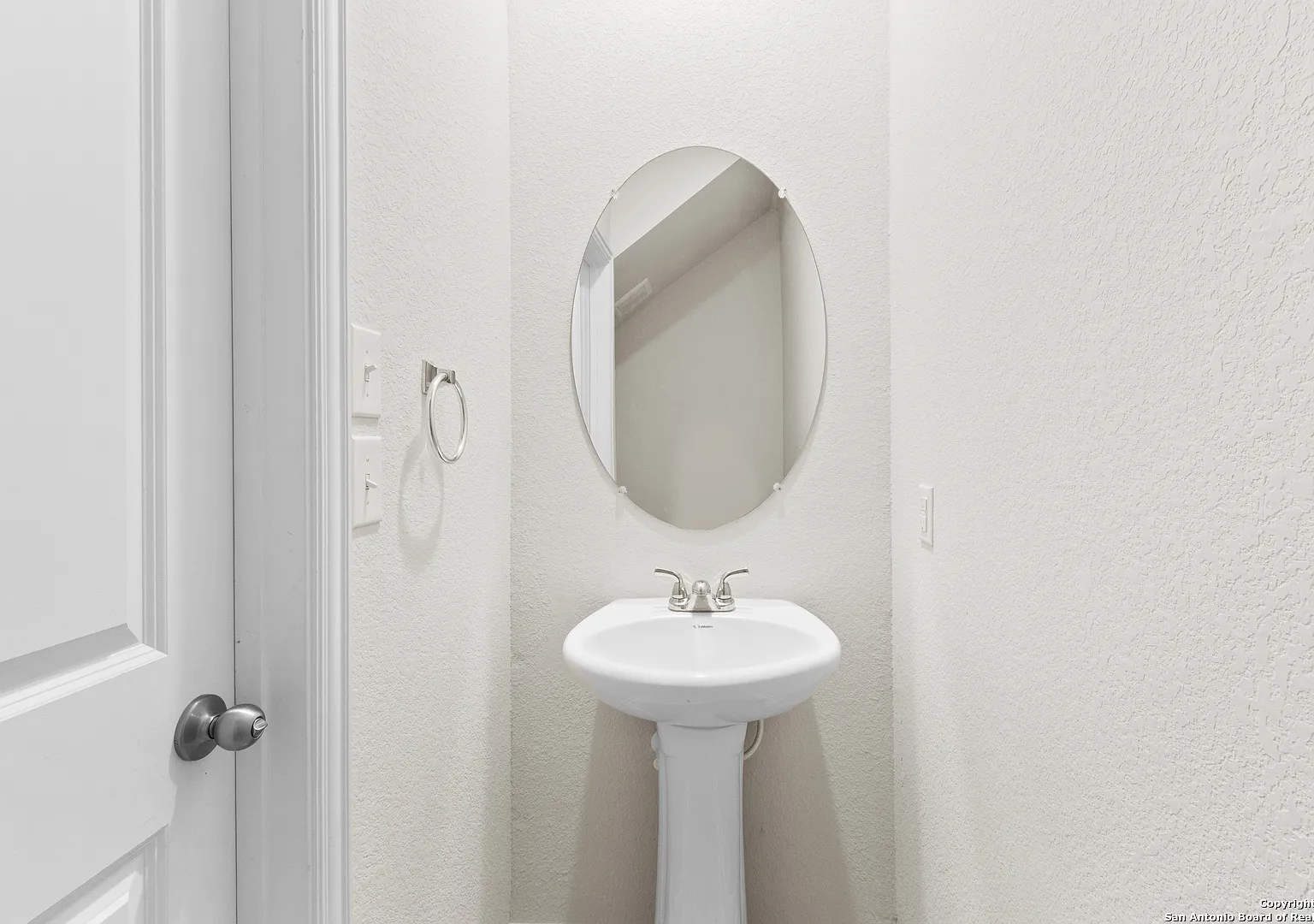 8904 Portobello Way — photo 4