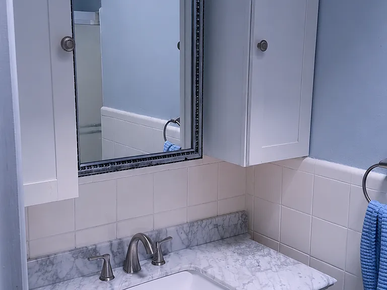 1026 Loney St — Photo 7