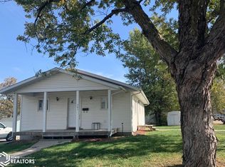 301 N Division St, Creston, IA 50801