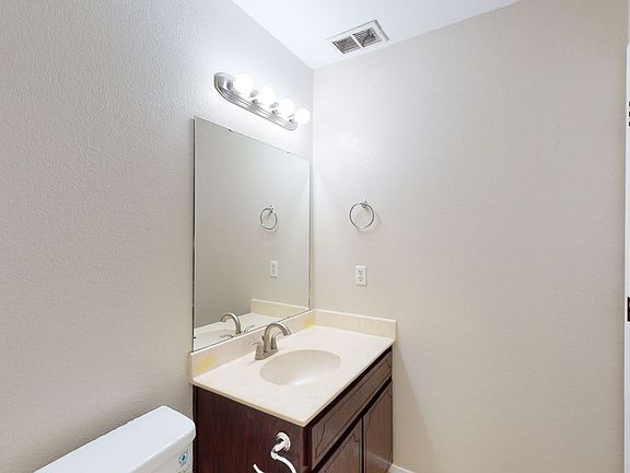 3rd image of 5214 Daybreak Dr APT A