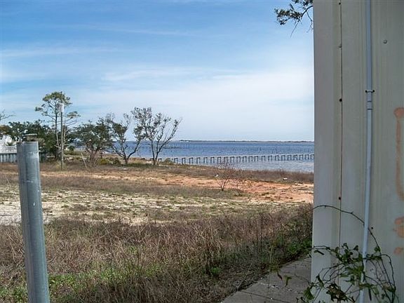 2nd image of 10605 Gulf Beach Hwy