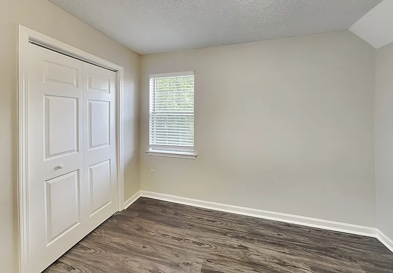 125 Azalea Dr — Photo 10