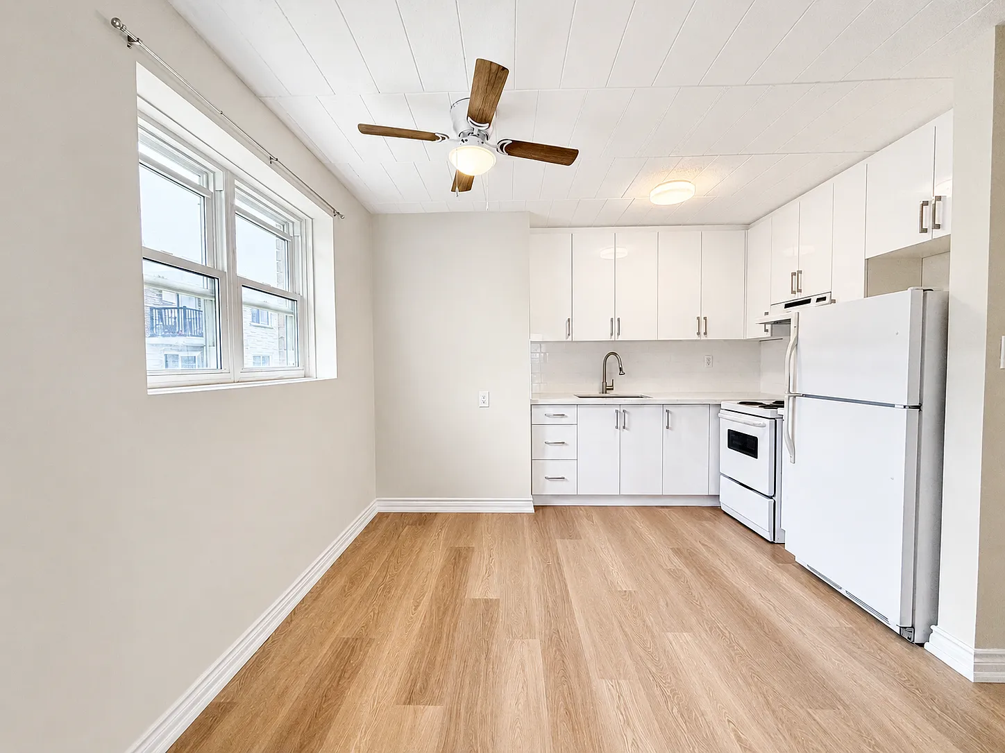 Unit 8 - 19 Empire st — Photo 3