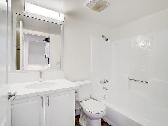 3rd image of 1537 15th St APT 102