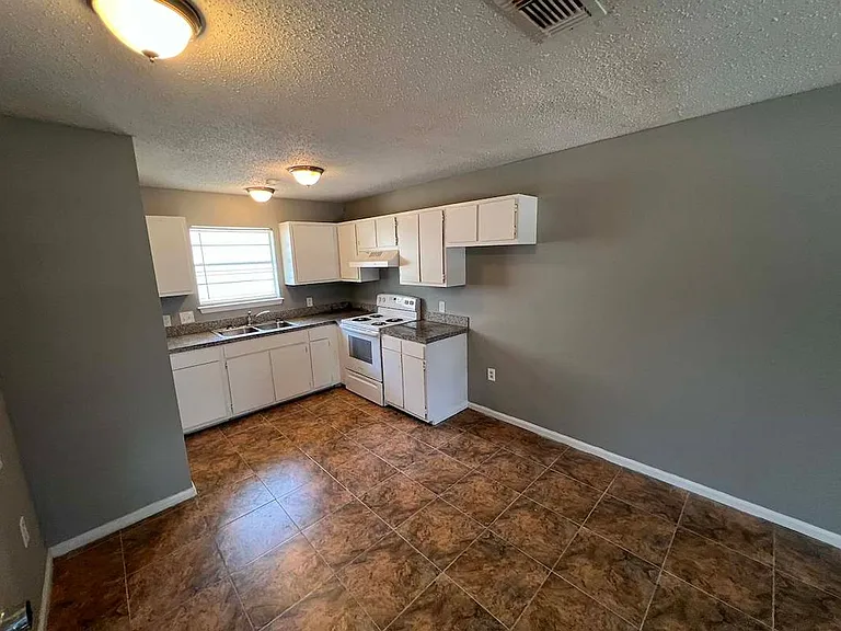 5057 Baker Blvd — Photo 7