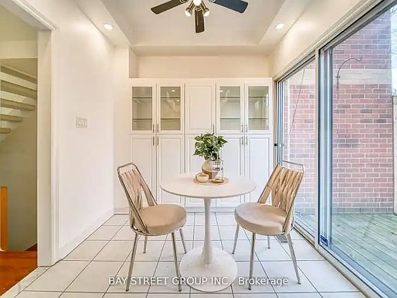 4th image of 228 Shuter St #1A