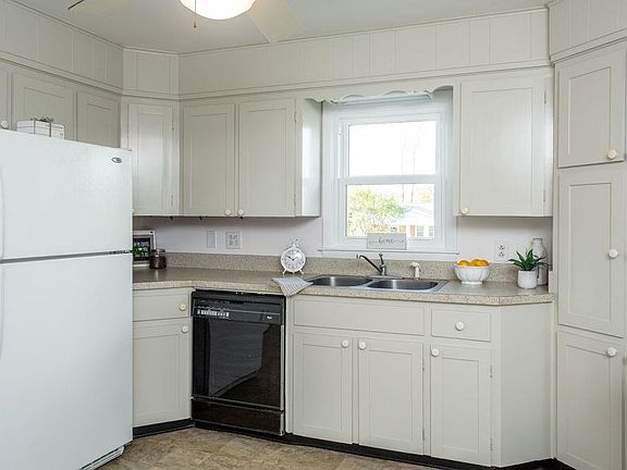4th image of 1200 Westmoreland Dr