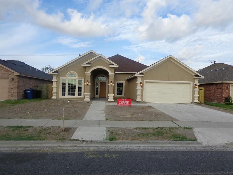 1st image of 3013 Charles Dr