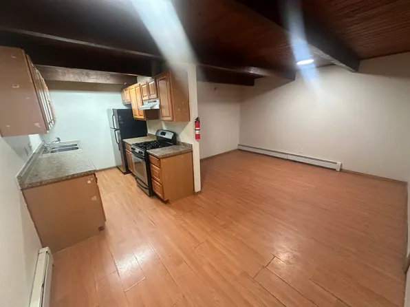5150 Taku Dr #5, Anchorage, AK 99508