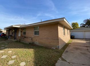 2513 Normont Cir, Fort Worth, TX 76103