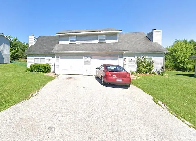 7220 N Moberly Dr #B — Photo 1