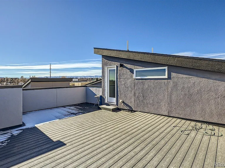 1272 Yates St #6 — Photo 22