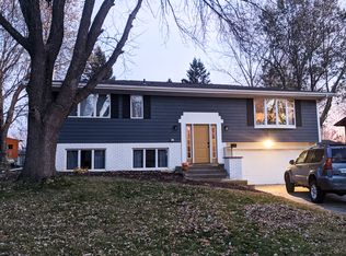 3316 Knob Ln NW, Rochester, MN 55901