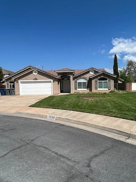 E127 - 3598 Red Butte Drive — Photo 3