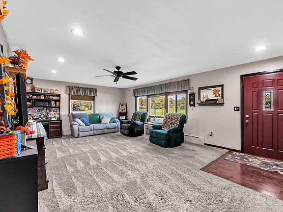 5th image of 8140 236th AVENUE
