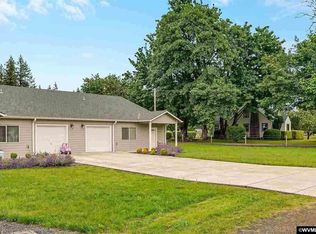 535 SW Kingwood Ave, Mill City, OR 97360