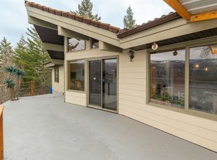 587 Mavis Dr, Columbia Shuswap, BC V0E 2W1