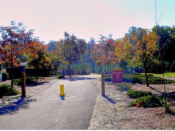 3rd image of 8205 Manatee Ct