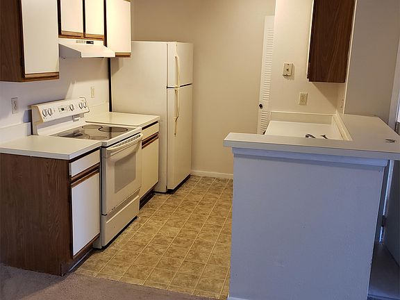 5th image of 2131 Cascades Blvd Unit 304