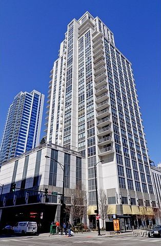 1st image of 200 W Grand Ave #2106