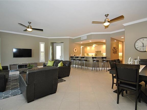 4th image of 340 Grove Ct #3-102