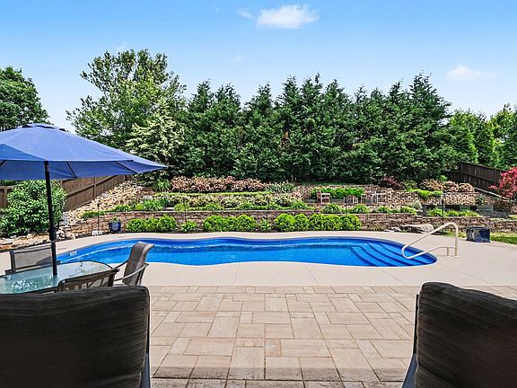 2nd image of 551 Great Angelica Way